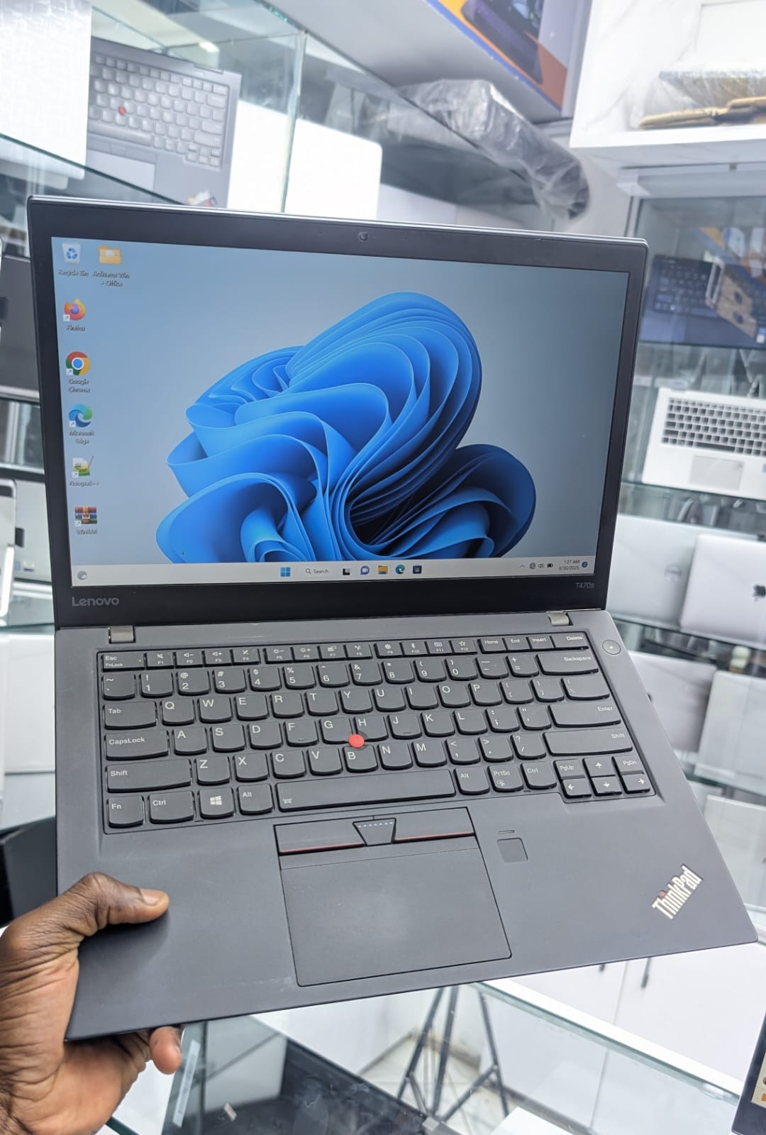 Lenovo T14s core i7 12/256 gb 10th Gen Windows 10 thumbnail 3